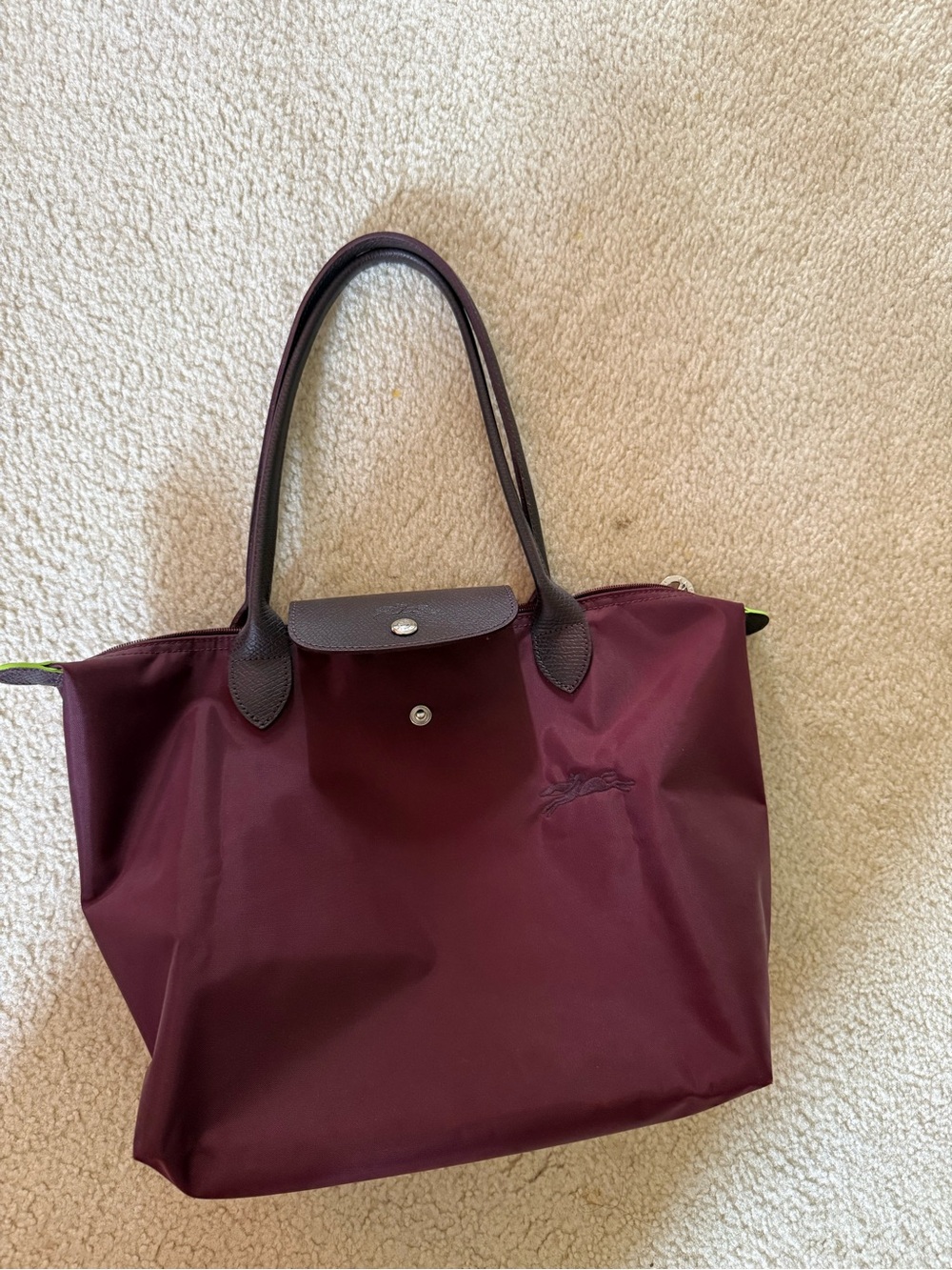 Longchamp le Pliage Medium Nylon Tote Bag burgundy